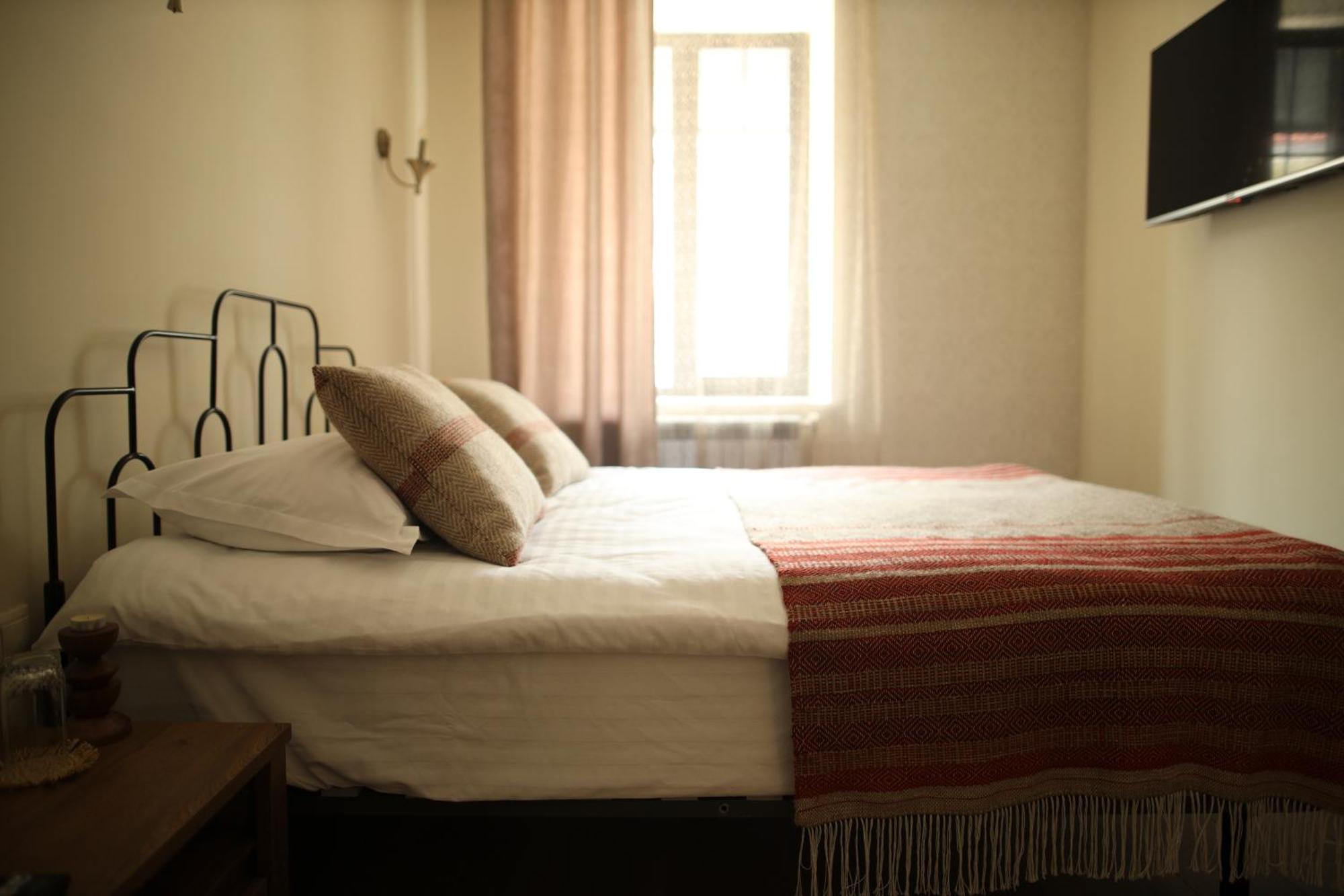 Redroof Country House Hotel Goris Esterno foto