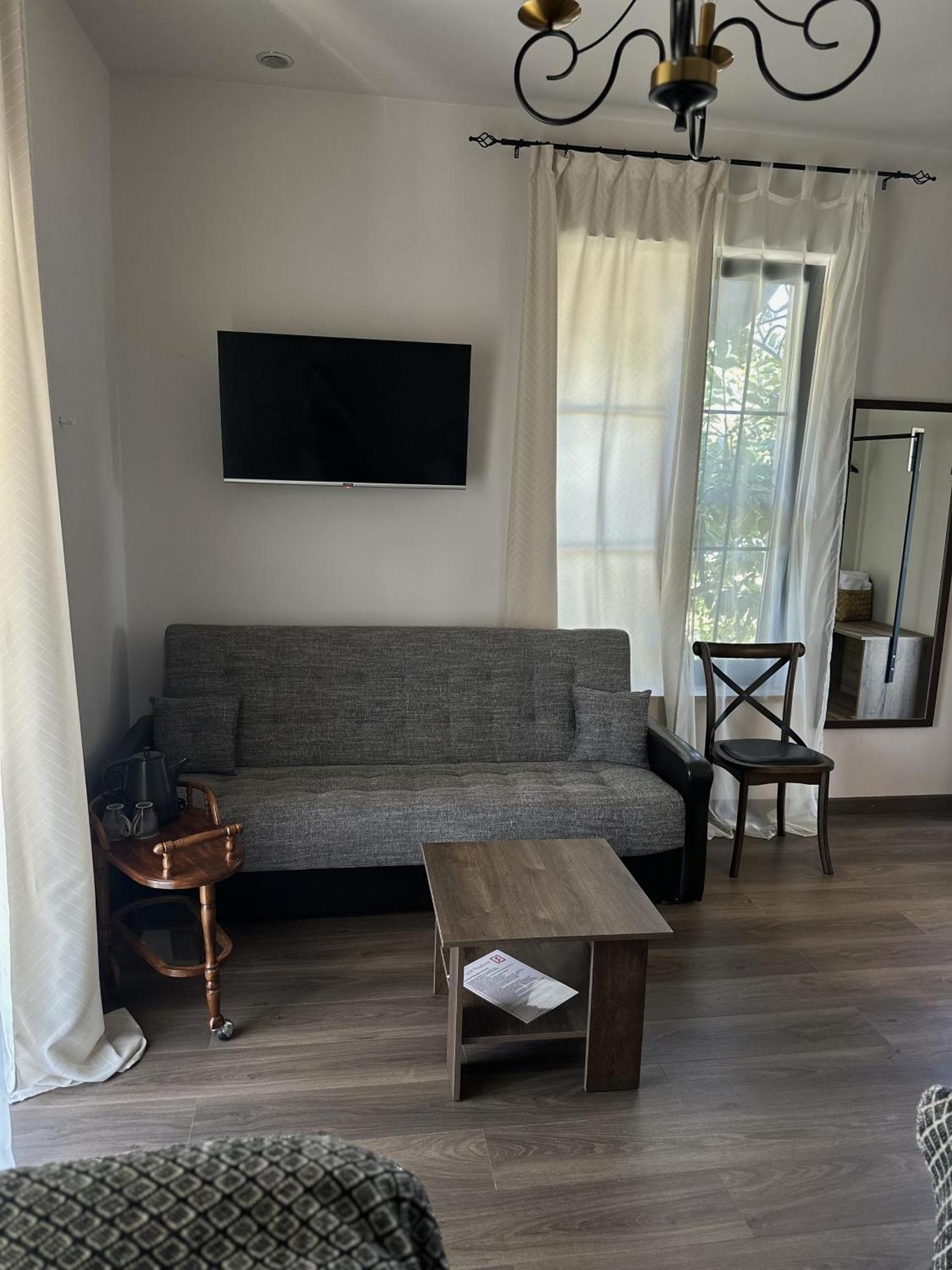 Redroof Country House Hotel Goris Esterno foto